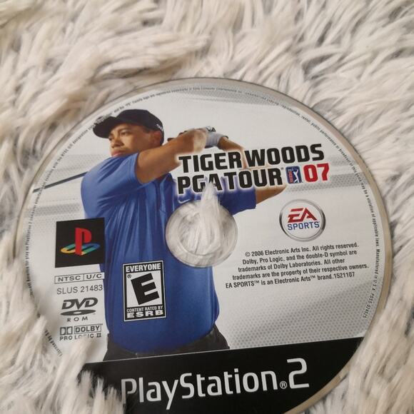 Tiger Woods PGA Tour Playstation 2 Golf PS2 Sports Gamers Christmas  Electronics - Picture 3 of 6
